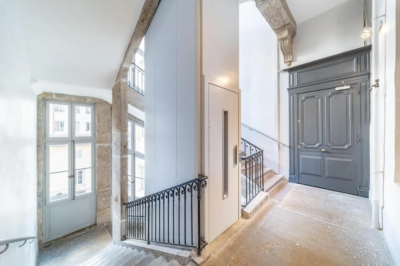 Les Suites De L'Opera - Apartment Nina For 6 People Lyon 0*,